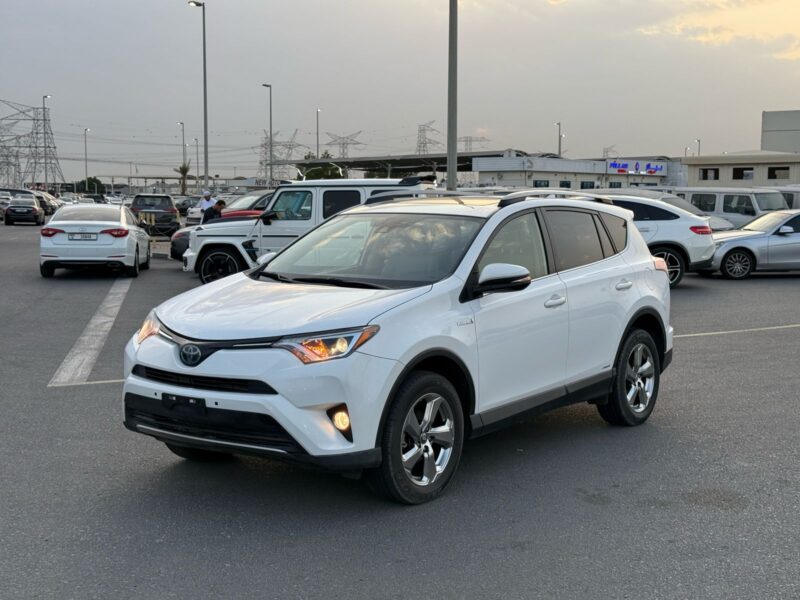 2017 TOYOTA RAV 4 LIMITED HYBRID FULL OPTION SUNROOF AWD