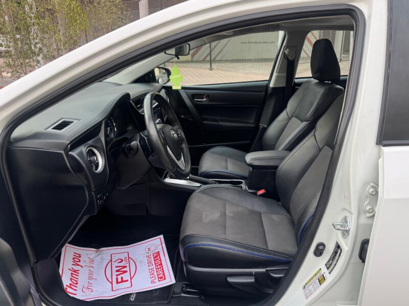2017 TOYOTA COROLLA XSE Full option