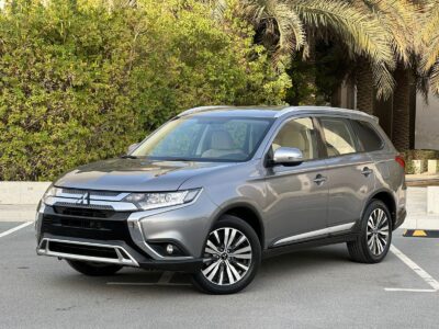 Gcc Mitsubishi Outlander GLX 2021 Model 2.4L 7 Seater 4WD Full service in showroom : Titanium Grey Color 63445 kms Available with Cash & Bank finance.