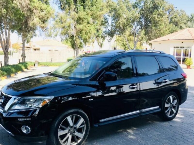 Nissan Pathfinder 3.5L SV 4WD 2014