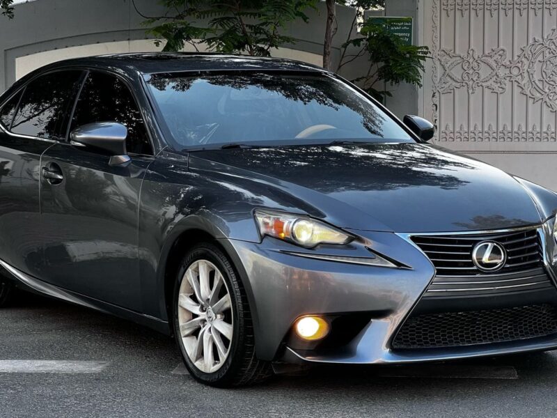Lexus is250 2014