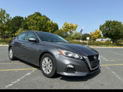 Nissan Altima 2020