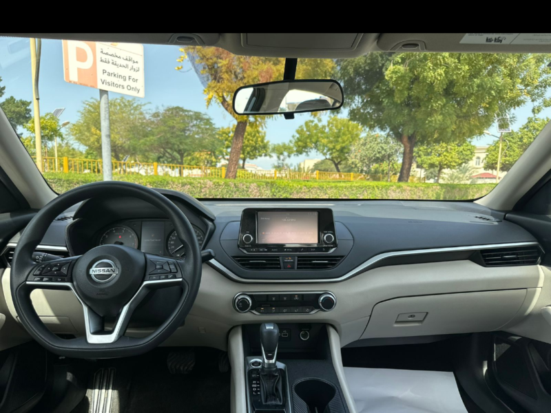 Nissan Altima 2020