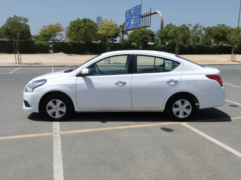 Nissan Sunny 2021