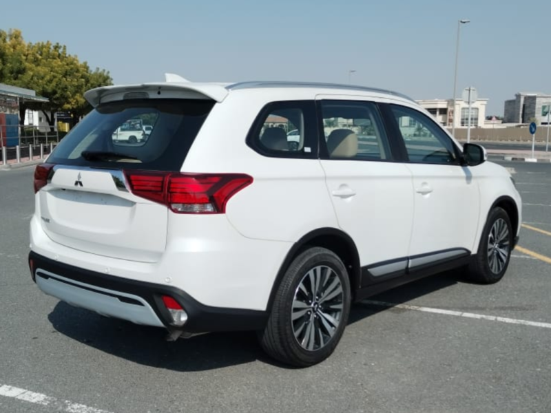Mitsubishi Outlander 2020 G C