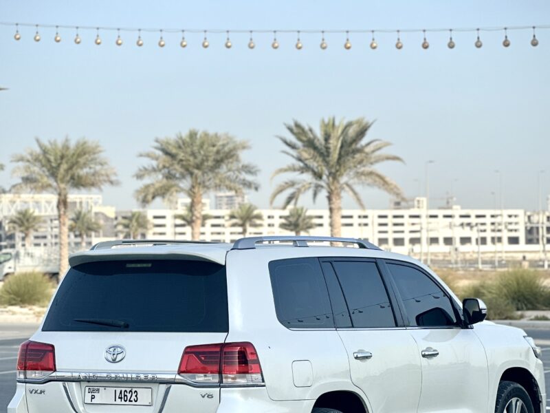 Toyota Land Cruiser VXR 2016 GCC